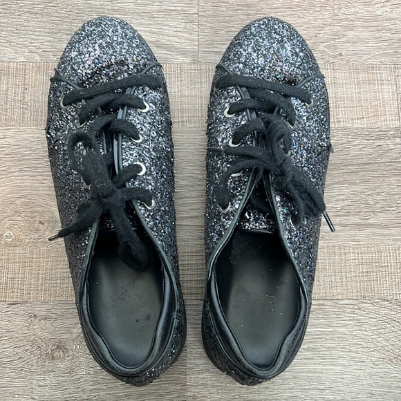 Stuart Weitzman Pipedown Black Glitter Low Top Sneaker - Picture 7 of 12